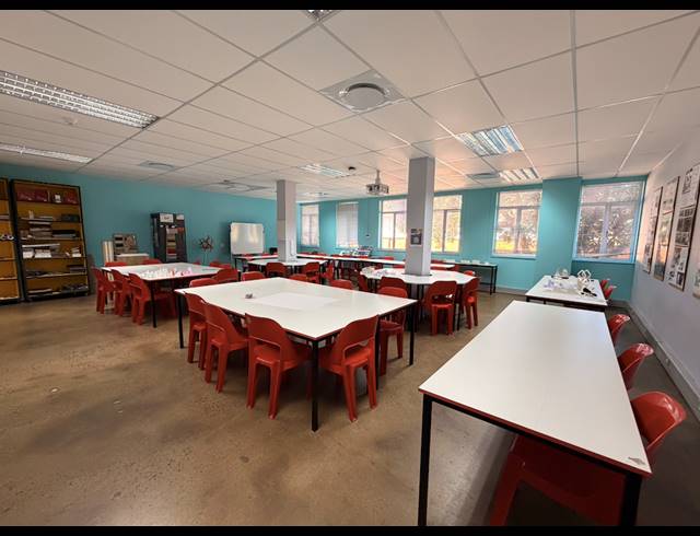 1,834M² TRAINING FACILITY TO LET IN LA LUCIA RIDGE